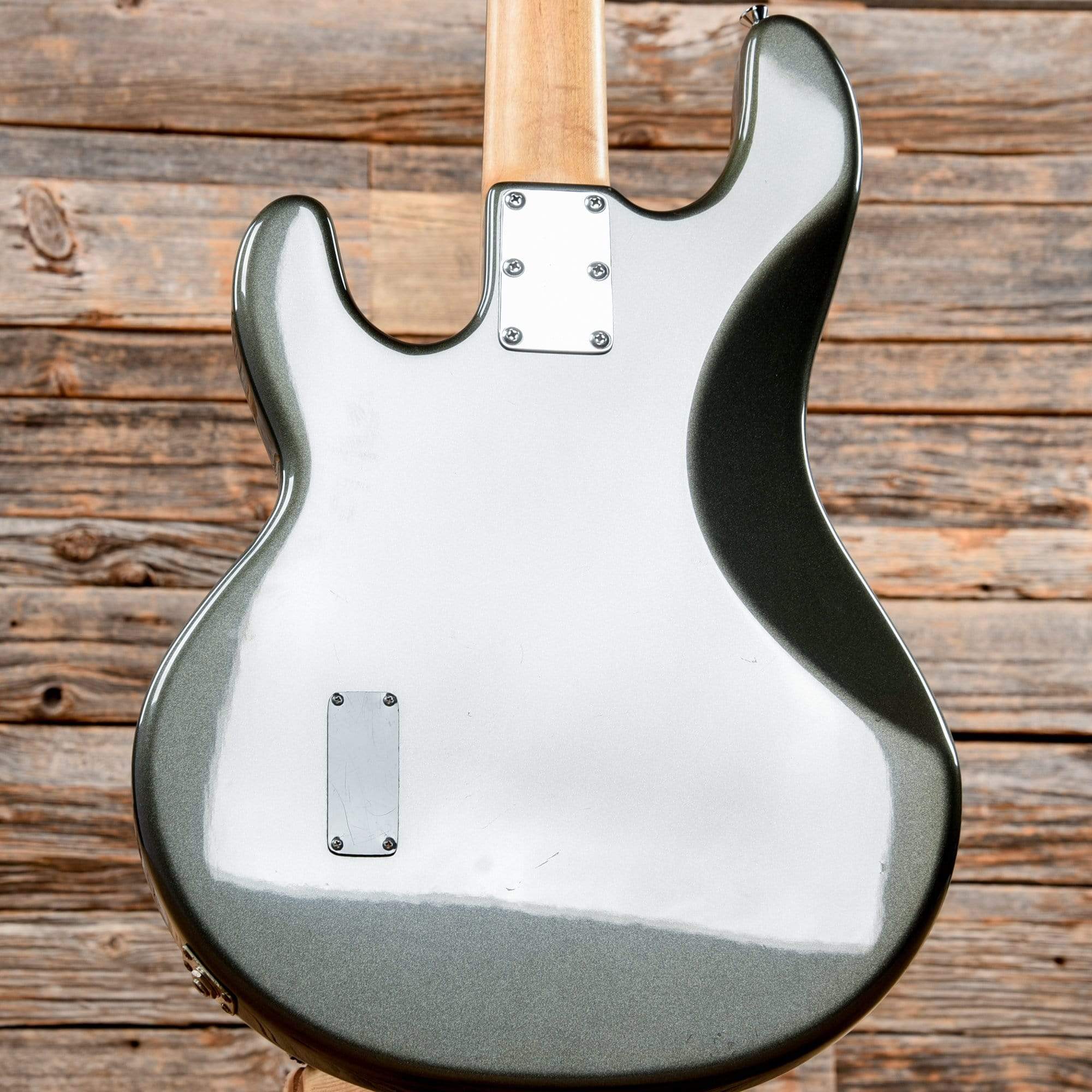 Music Man StingRay 4H Graphite Pearl 2004 Bass Guitars / 4-String