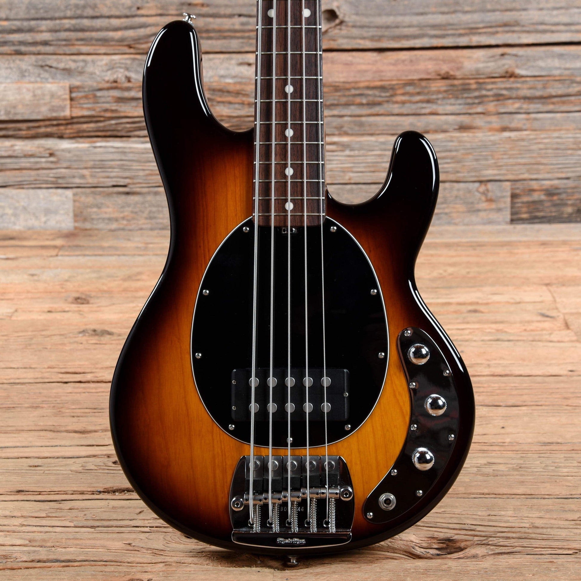 Music Man Classic StingRay 5 Sunburst 2010 Bass Guitars / 5-String or More