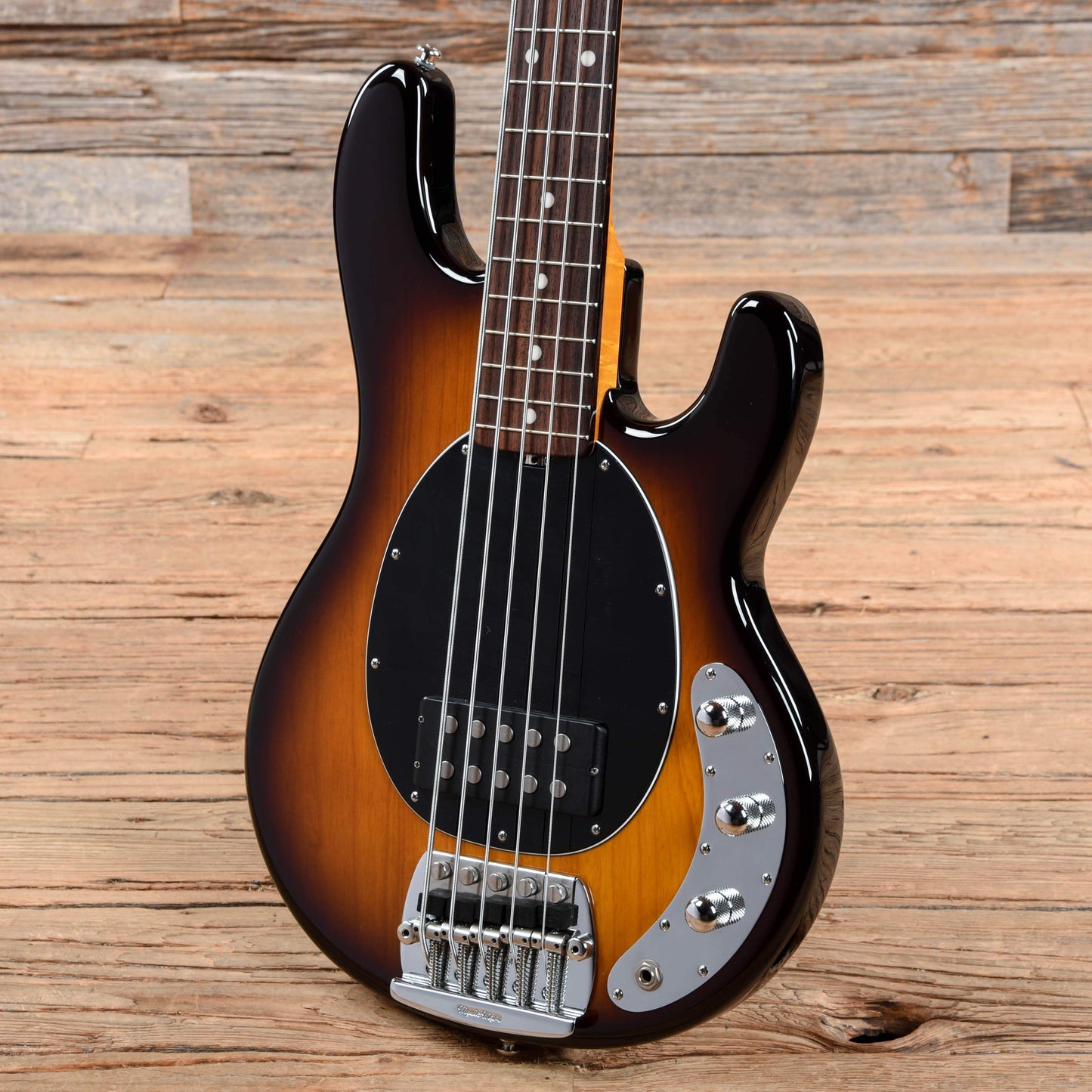 Music Man Classic StingRay 5 Sunburst 2010 Bass Guitars / 5-String or More