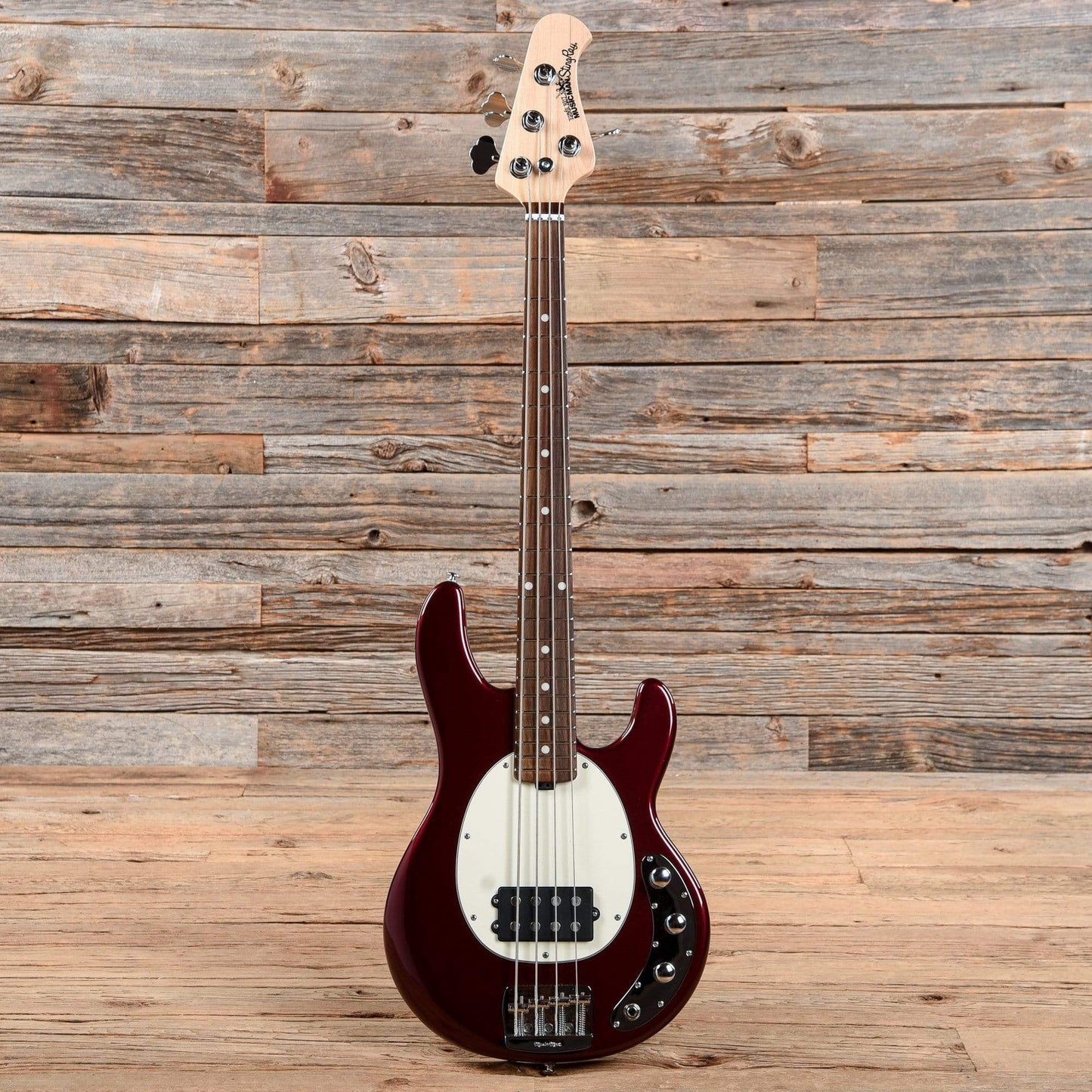 Music Man StingRay Short Scale Raspberry Pearl 2019 Bass Guitars / Short Scale
