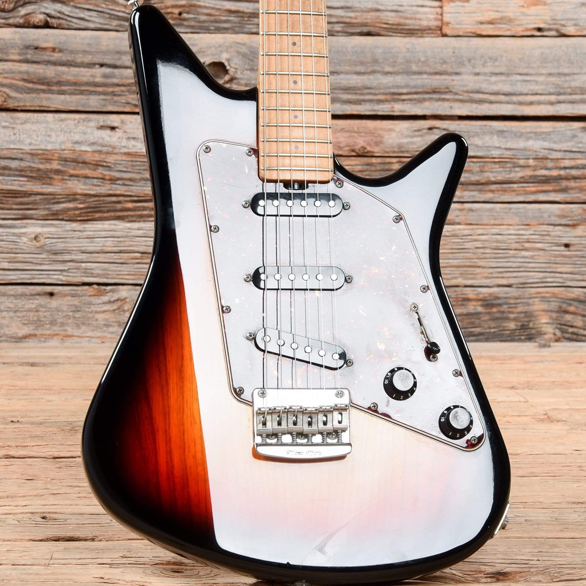 Music Man Albert Lee SSS Vintage Sunburst 1996 Electric Guitars / Solid Body