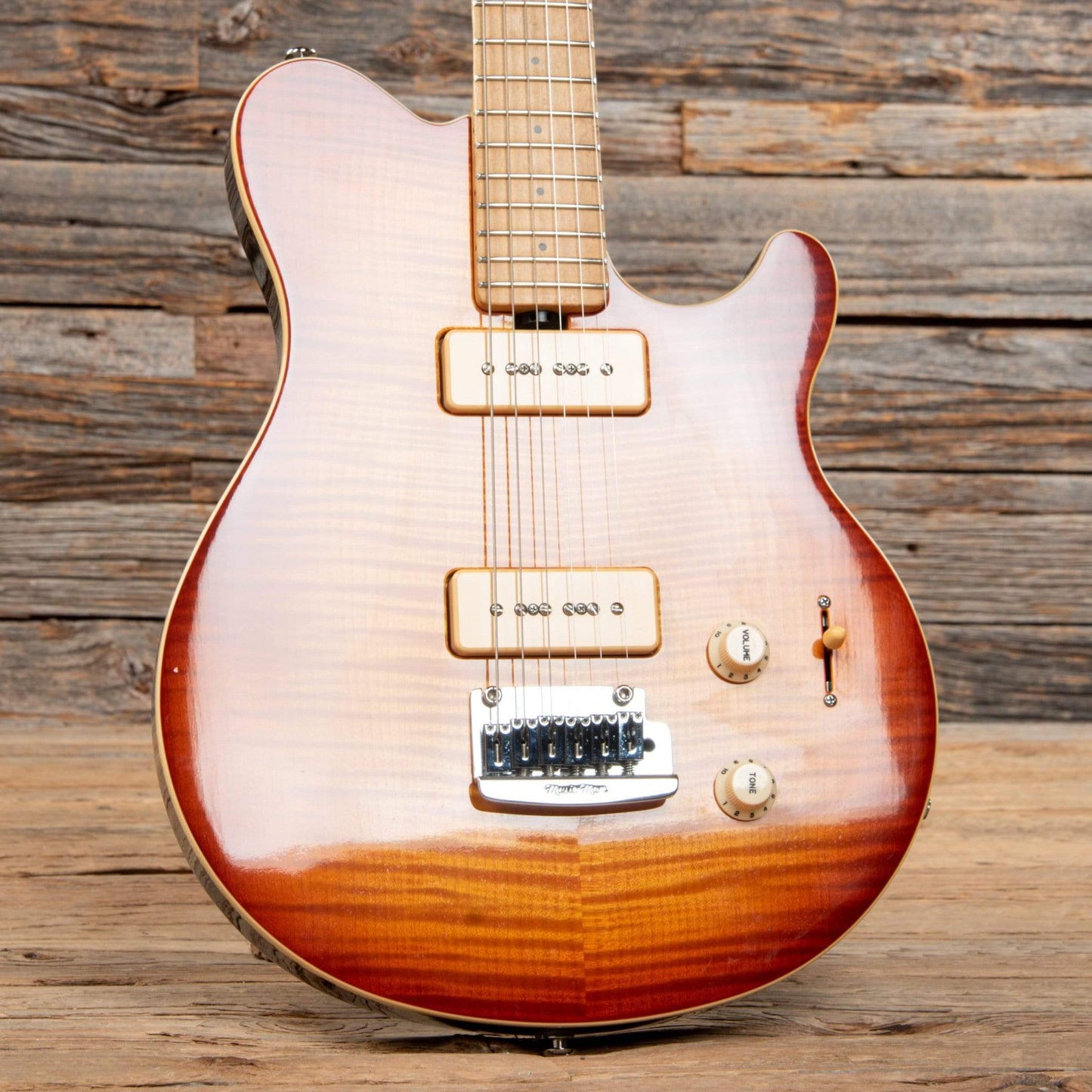 Music Man Axis Super Sport MM90 Amber Electric Guitars / Solid Body