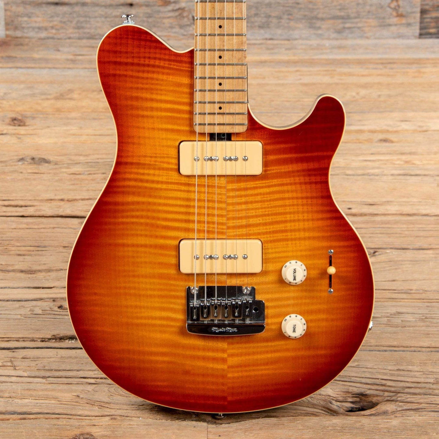 Music Man Axis Super Sport MM90 Amber Electric Guitars / Solid Body