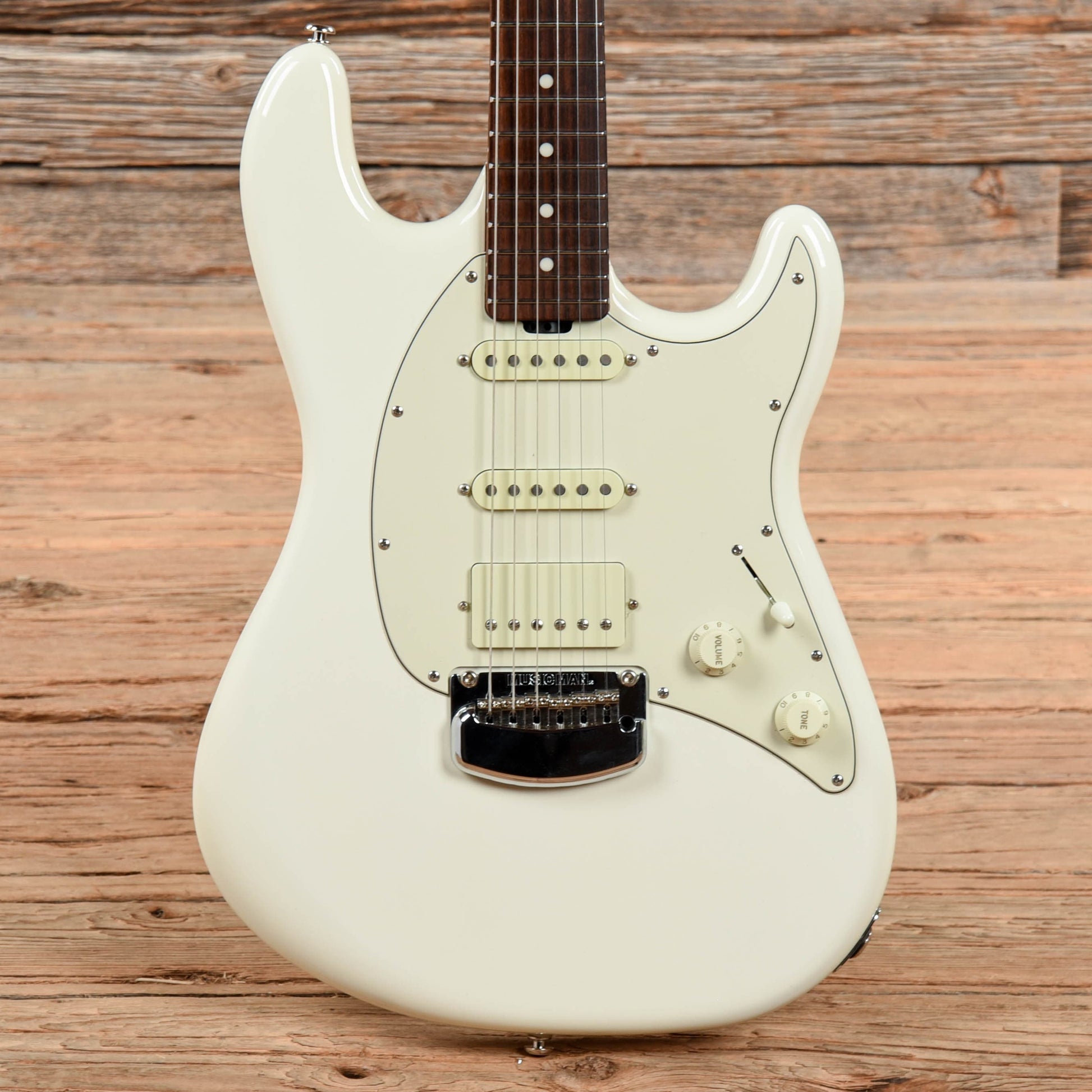 Music Man Cutlass RS HSS Ivory White 2018 Electric Guitars / Solid Body
