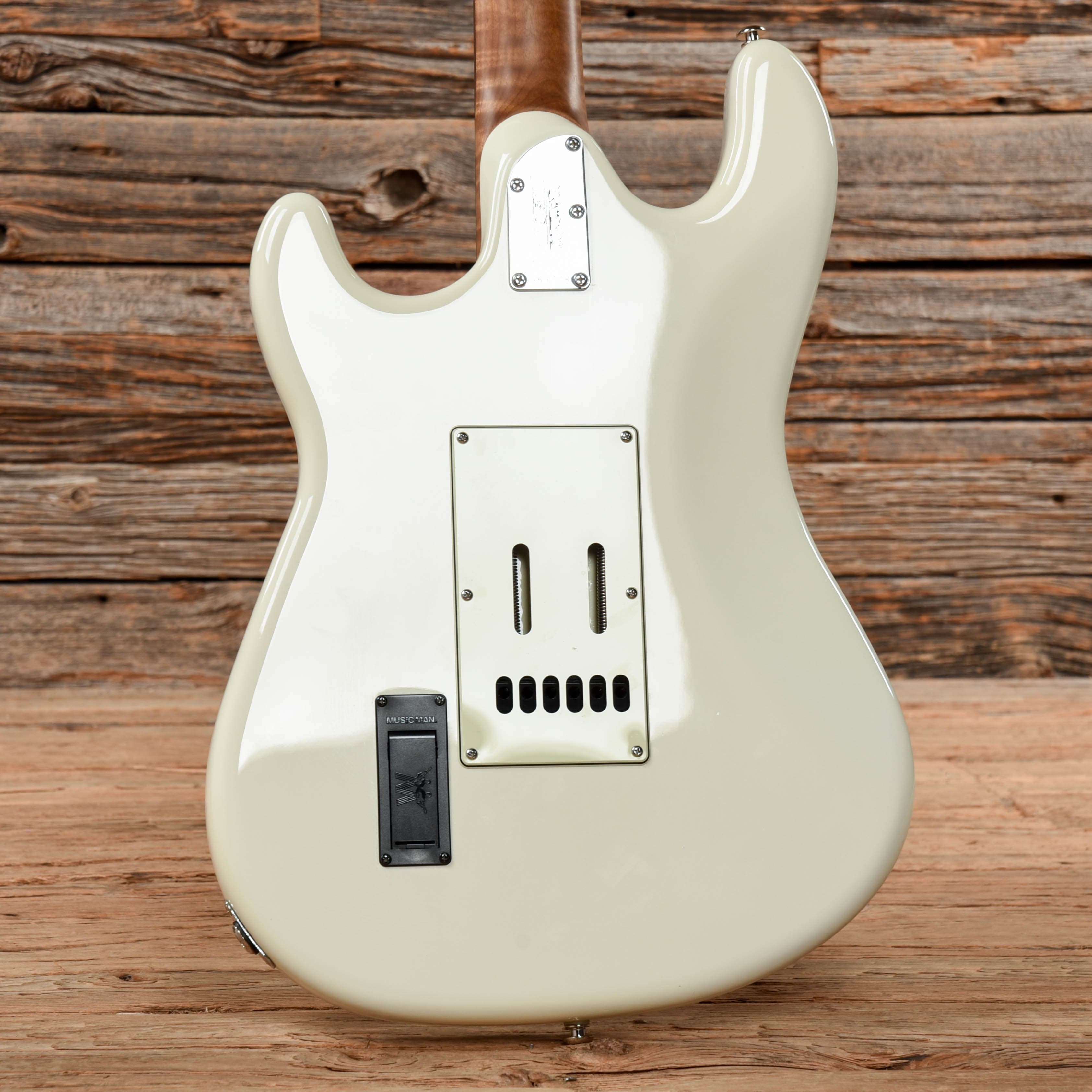 Music Man Cutlass RS HSS Ivory White 2018 Electric Guitars / Solid Body