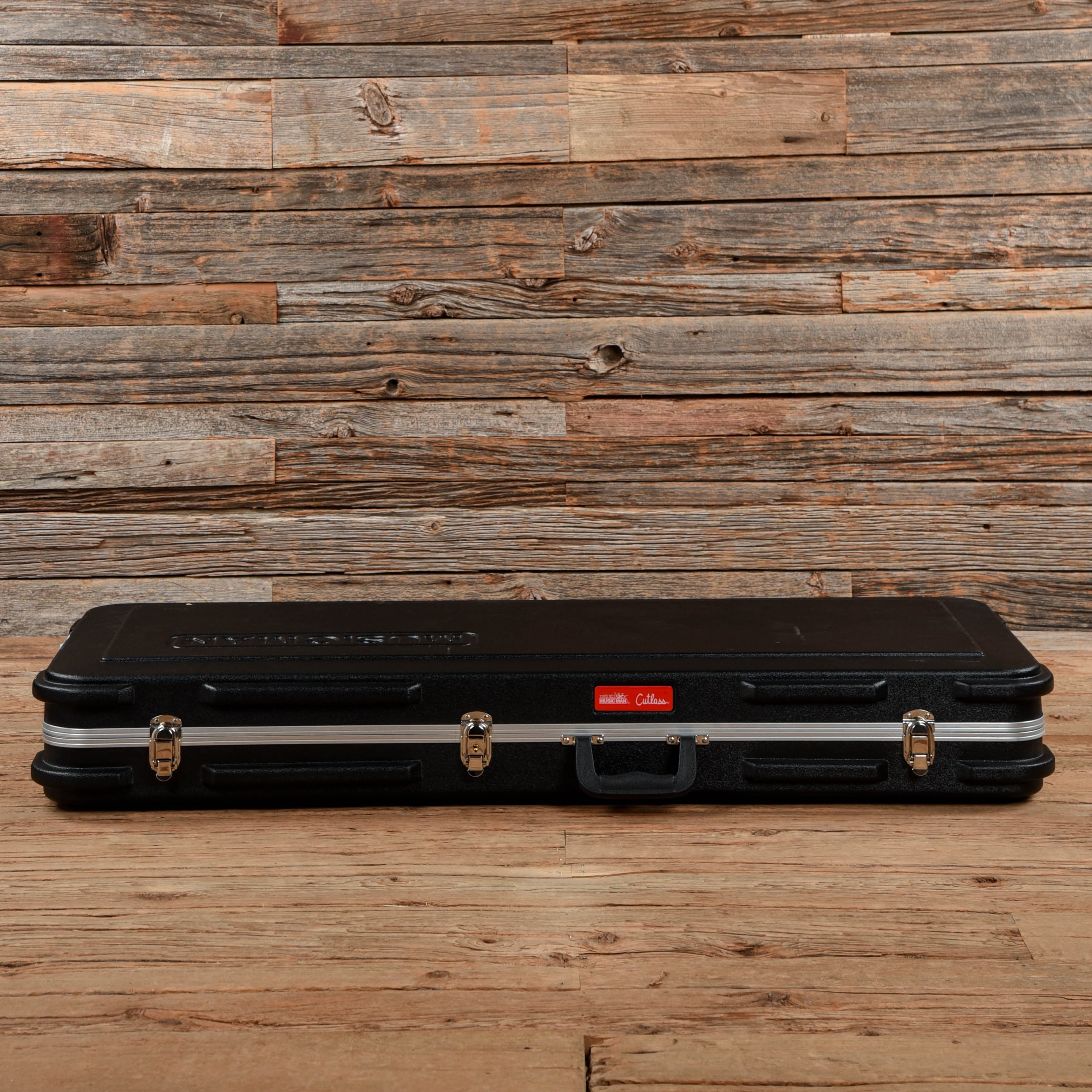 Music Man Cutlass RS HSS Ivory White 2018 Electric Guitars / Solid Body