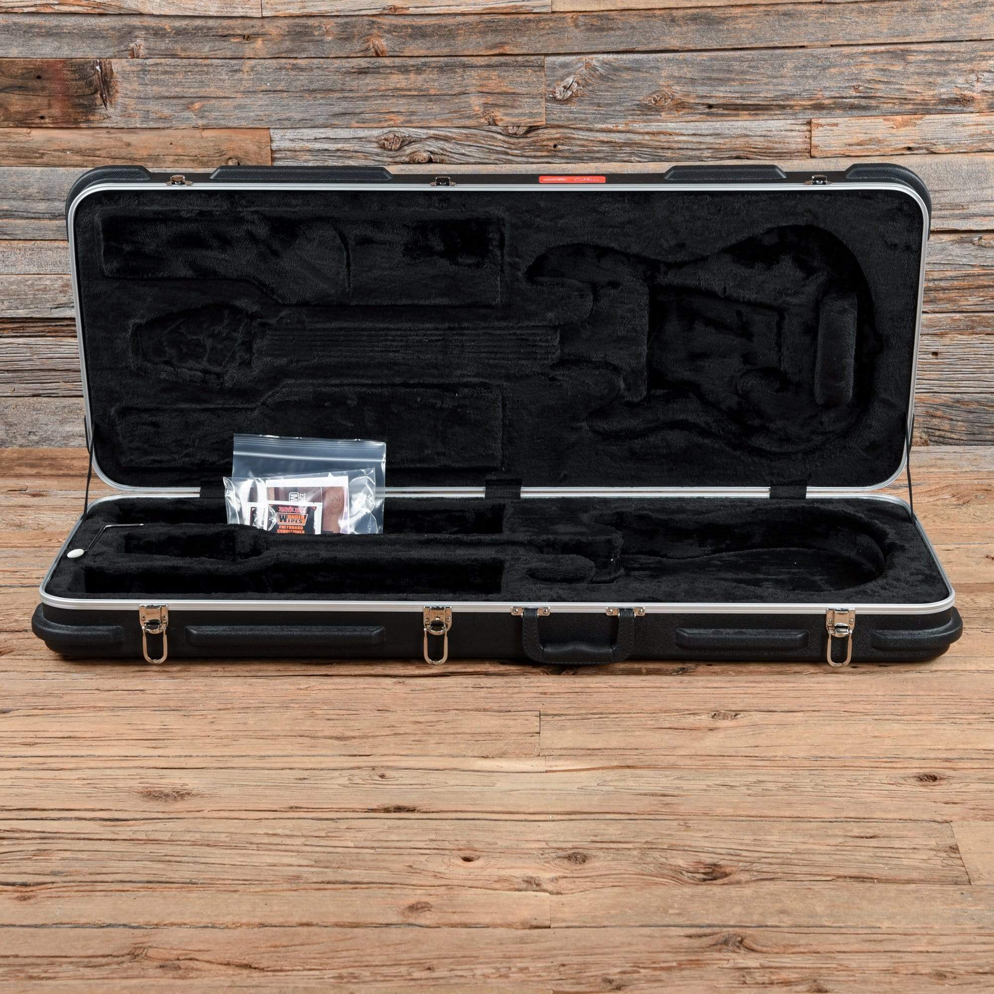 Music Man Cutlass SSS Vintage Sunburst 2016 Electric Guitars / Solid Body