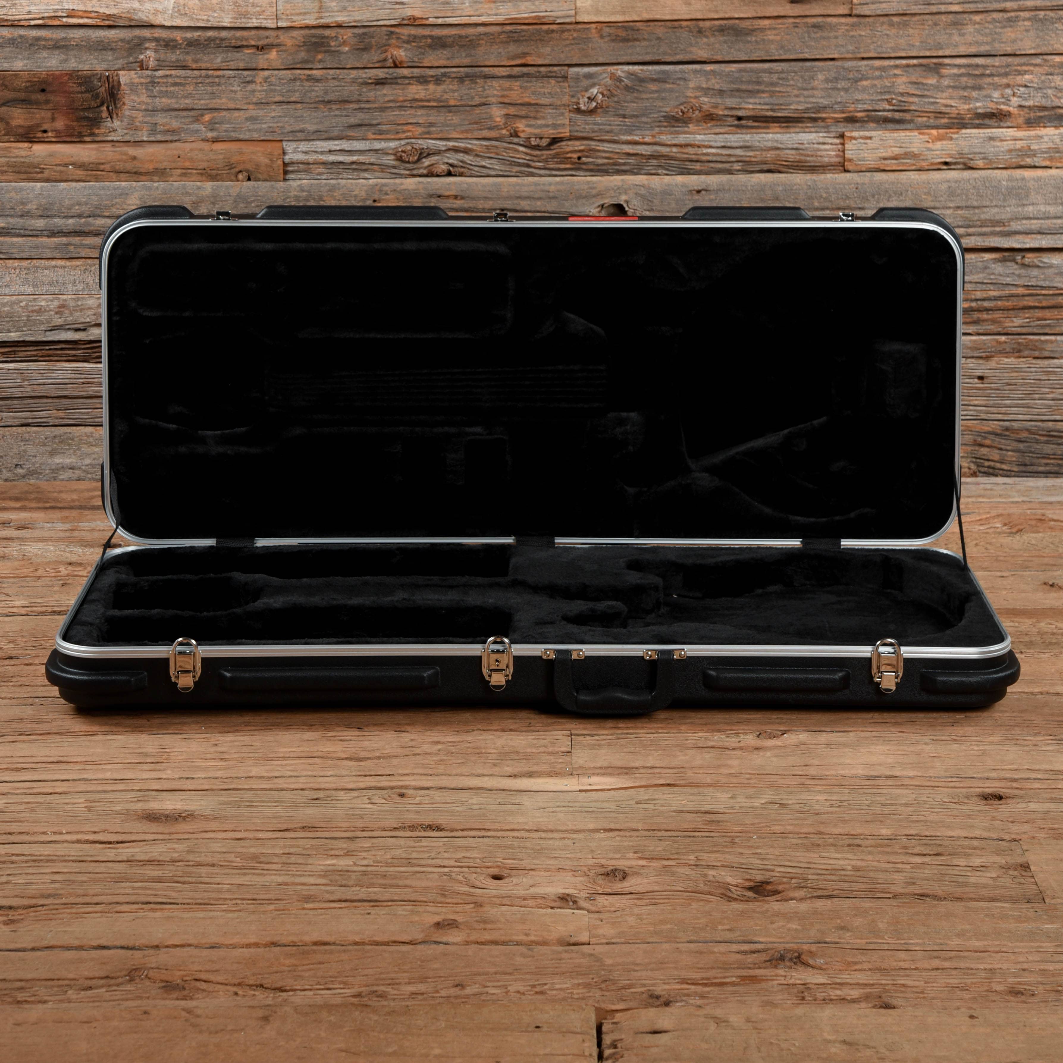 Music Man James Valentine Signature Shell Pink 2018 Electric Guitars / Solid Body