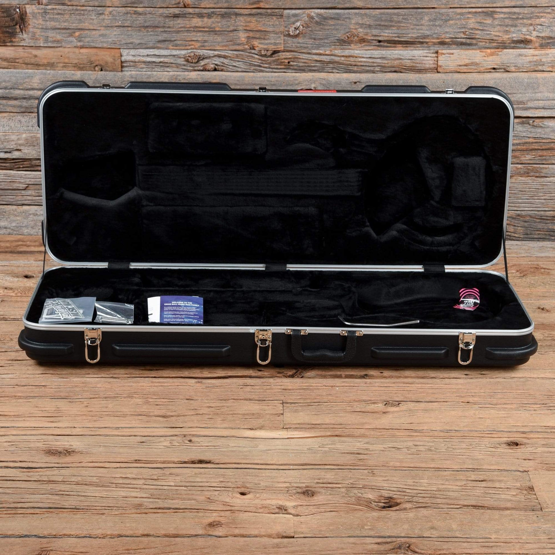 Music Man Majesty 6 Color Shift Opaque Kinetic Blue Electric Guitars / Solid Body