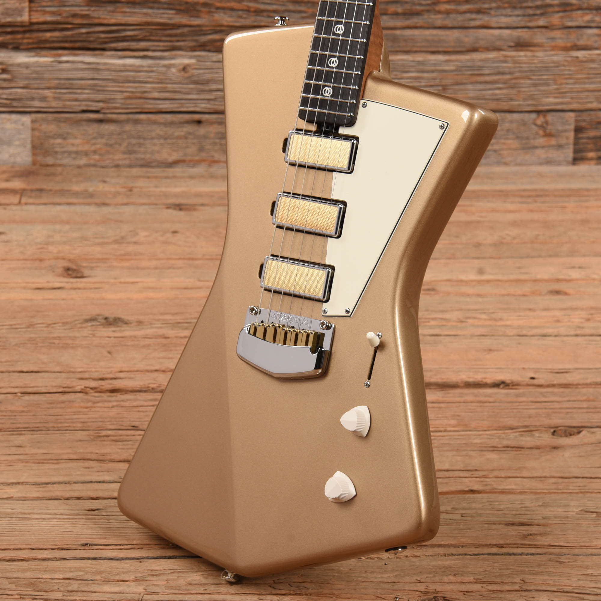 Music Man St. Vincent Signature Goldie Gold 2021 Electric Guitars / Solid Body