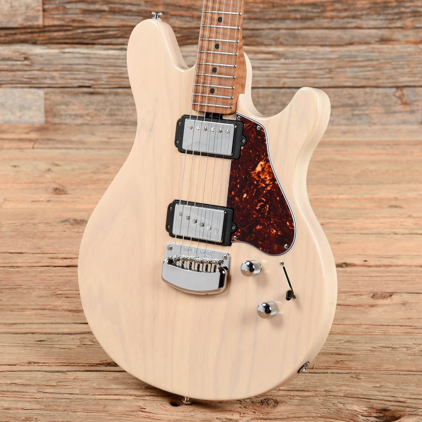 Music Man Valentine Trans Buttermilk 2019 Electric Guitars / Solid Body