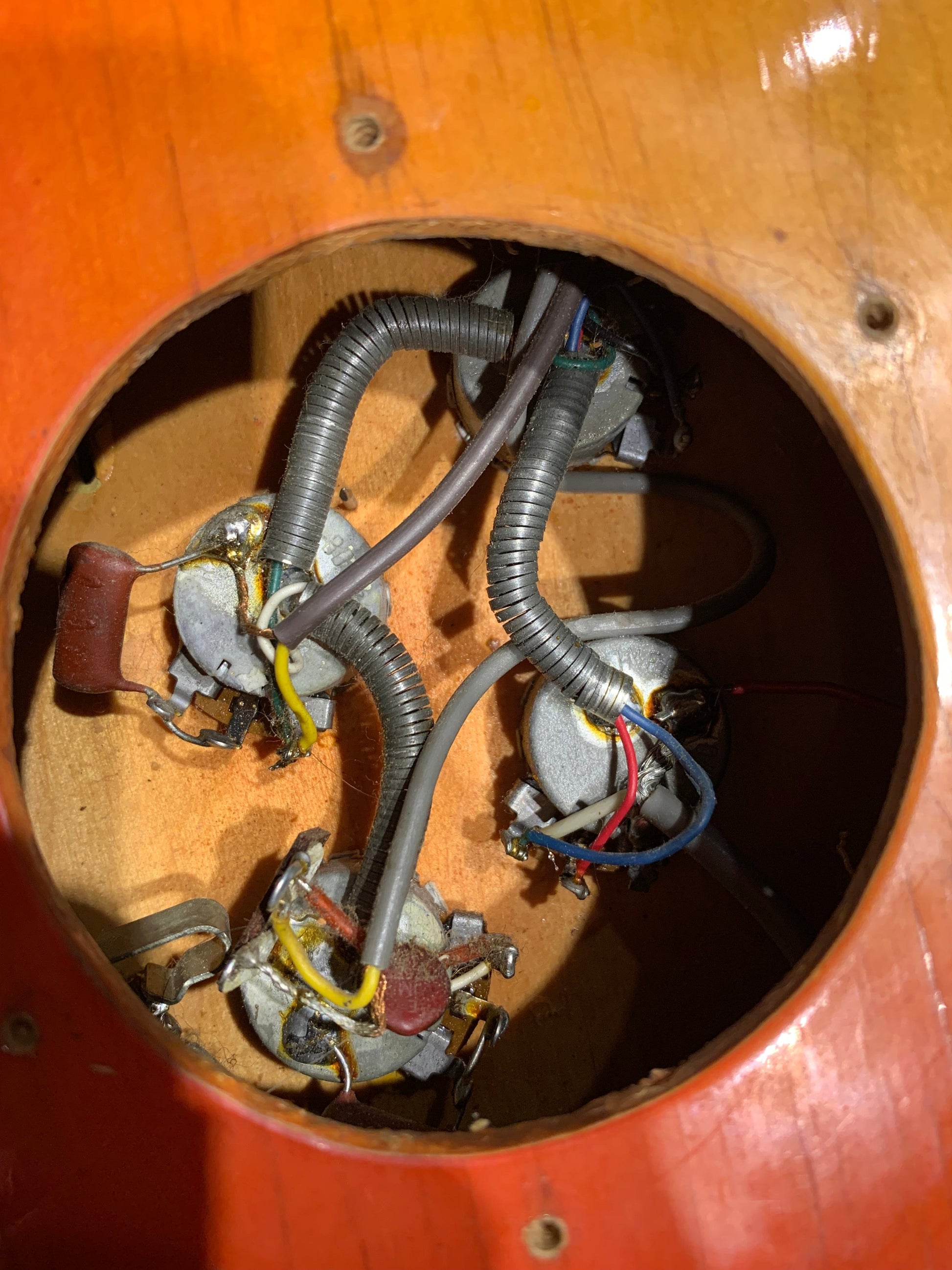 Musicraft Messenger Sunburst 1967 Electric Guitars / Semi-Hollow