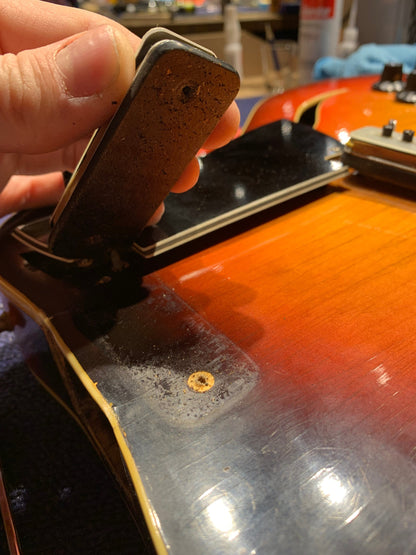 Musicraft Messenger Sunburst 1967 Electric Guitars / Semi-Hollow