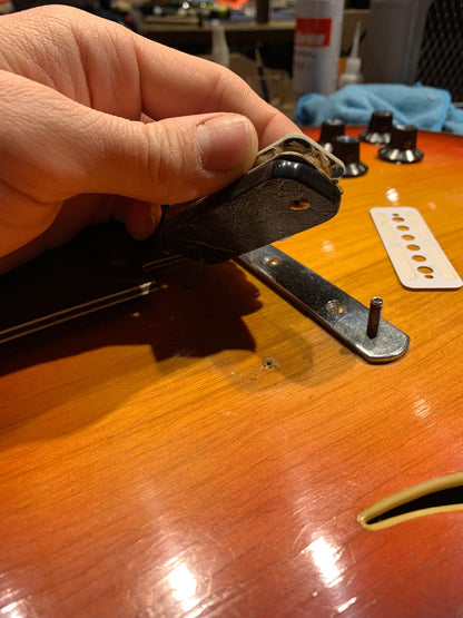 Musicraft Messenger Sunburst 1967 Electric Guitars / Semi-Hollow