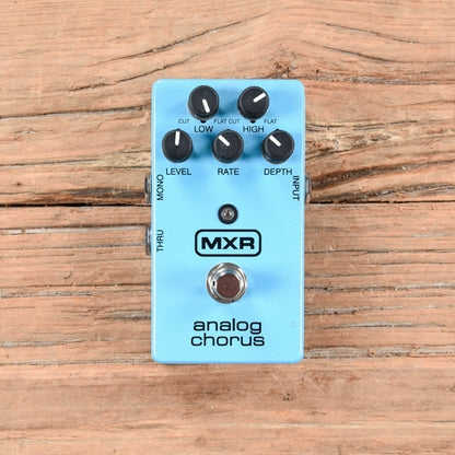 MXR M-234 Analog Chorus Effects and Pedals / Chorus and Vibrato