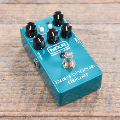 MXR M-83 Bass Chorus Deluxe Effects and Pedals / Chorus and Vibrato