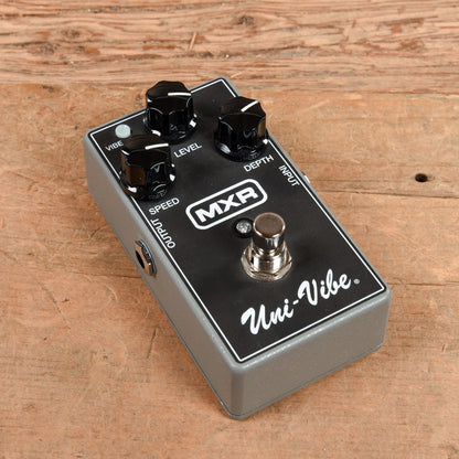 MXR M68 Uni-Vibe Chorus / Vibrato Pedal Effects and Pedals / Chorus and Vibrato
