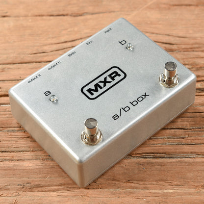 MXR M196 A/B Box Switcher Pedal Effects and Pedals / Controllers, Volume and Expression