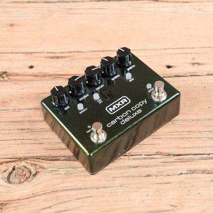 MXR Carbon Copy Deluxe Effects and Pedals / Delay