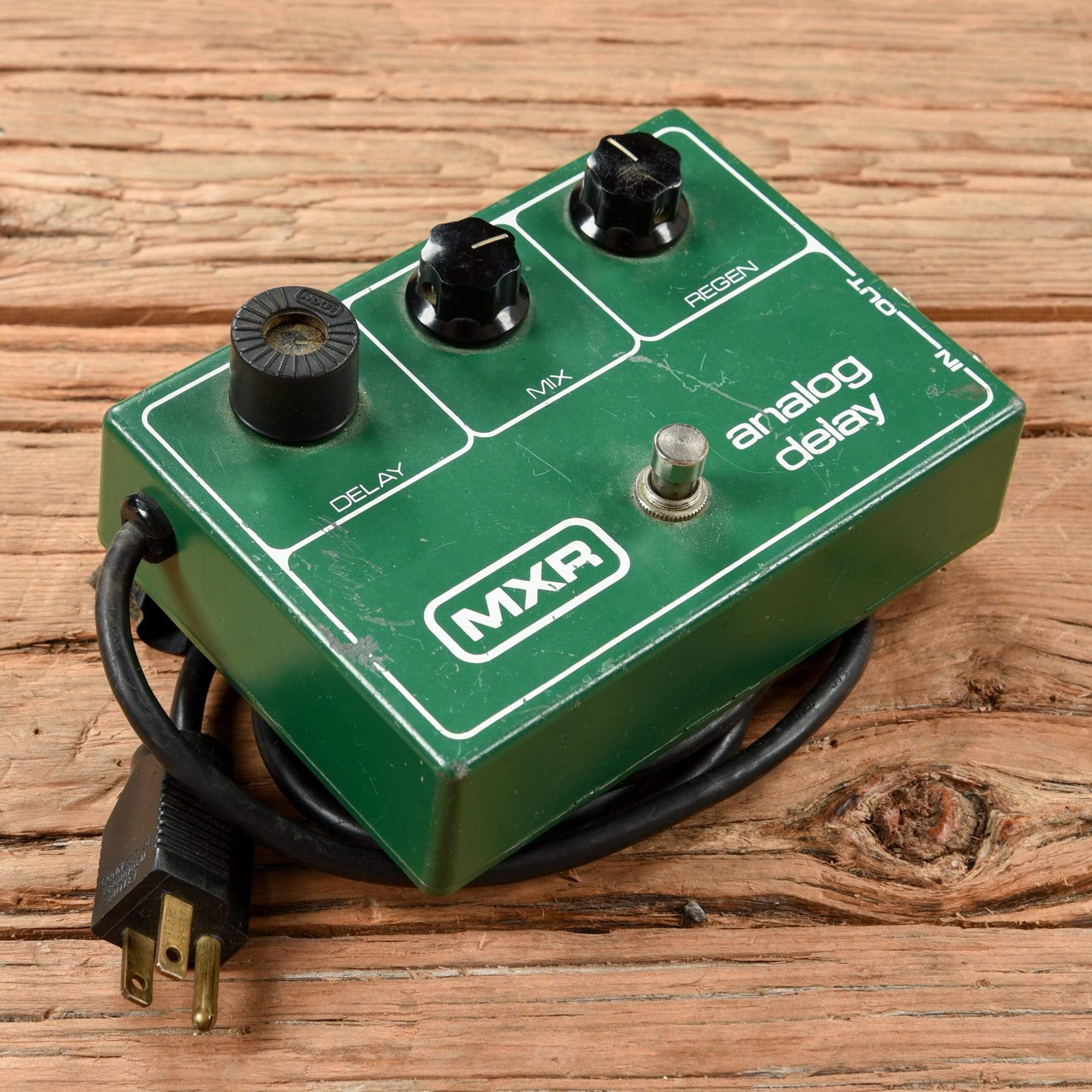 MXR MX-118 Analog Delay – Chicago Music Exchange