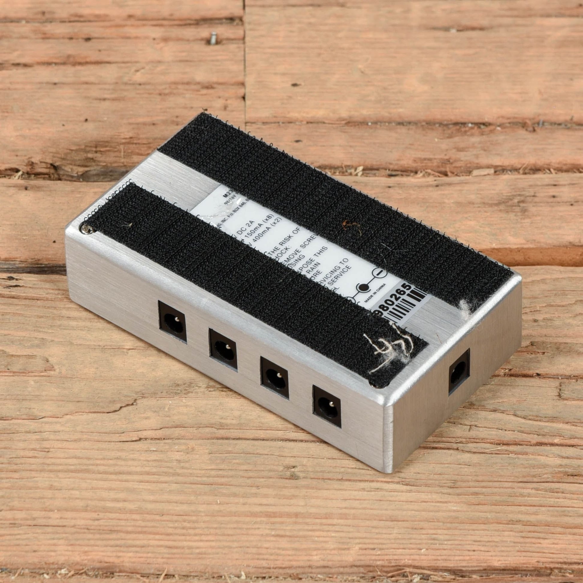 MXR DC Brick M237 Power Supply Effects and Pedals / Pedalboards and Power Supplies