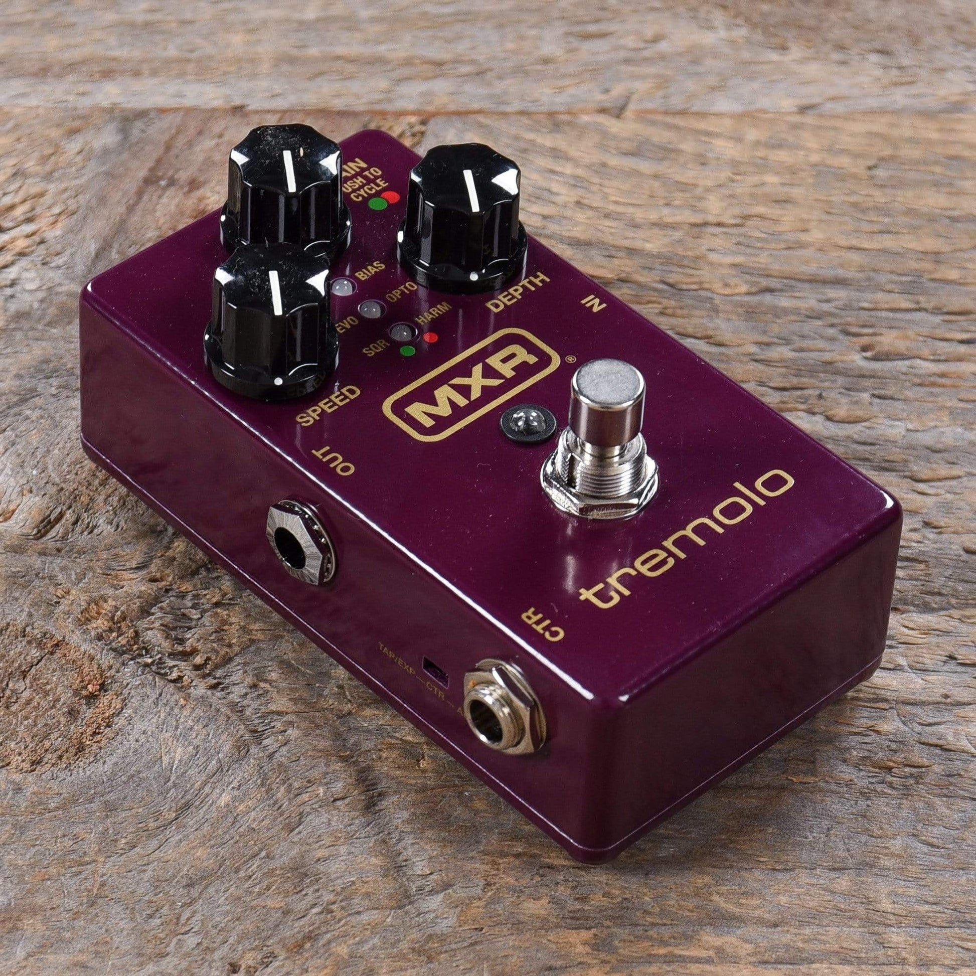 mxr m305 tremolo pedal MXR M305 Tremolo Pedal – Chicago Music Exchange