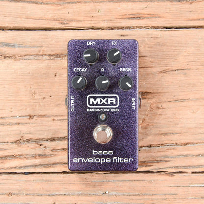 MXR M-82 Bass Envelope Filter Effects and Pedals / Wahs and Filters