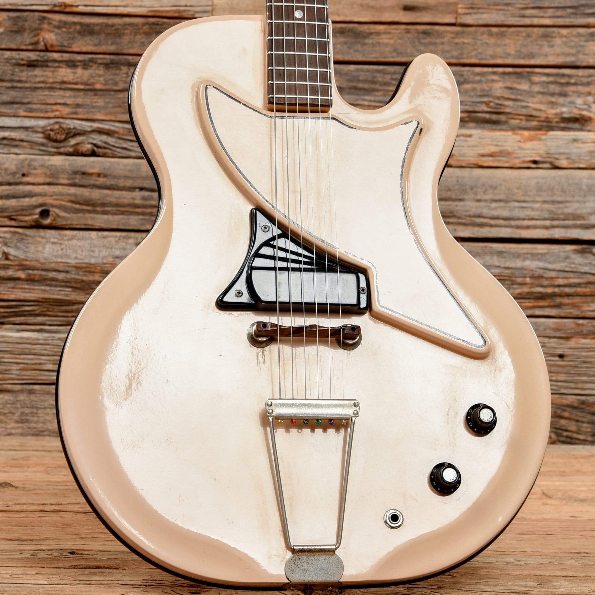 National Studio 66 Sand Buff 1961 Electric Guitars / Solid Body