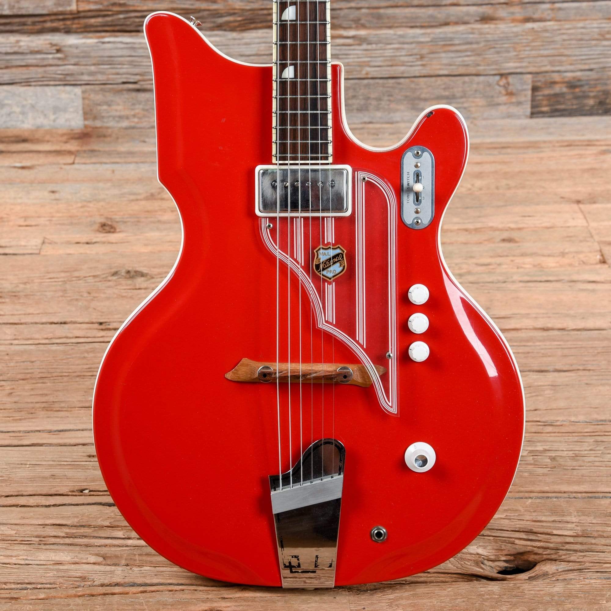 National Val-Pro 82 Vermillion Red 1961 Electric Guitars / Solid Body