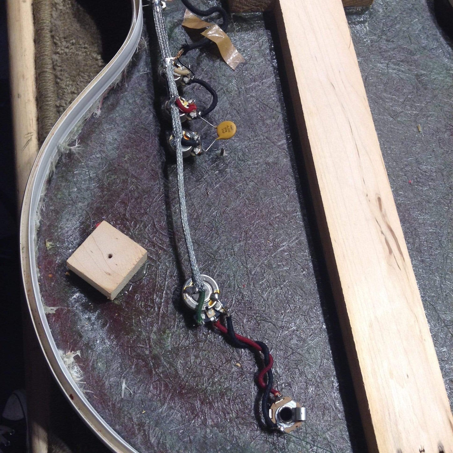 National Val-Pro 82 Vermillion Red 1961 Electric Guitars / Solid Body