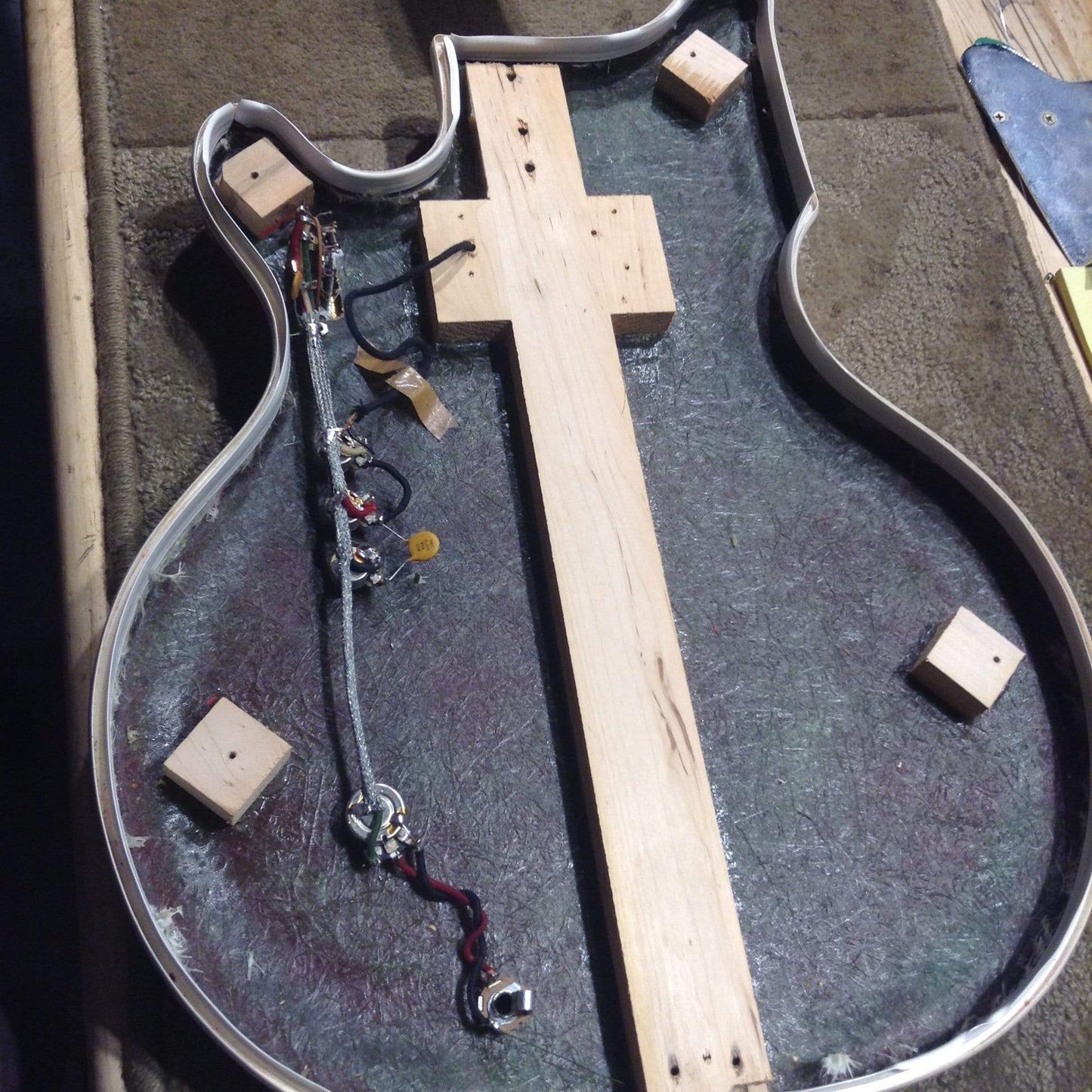 National Val-Pro 82 Vermillion Red 1961 Electric Guitars / Solid Body