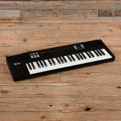 Native Instruments Komplete Kontrol S49 Keyboard Controller USED Keyboards and Synths / Synths / Analog Synths