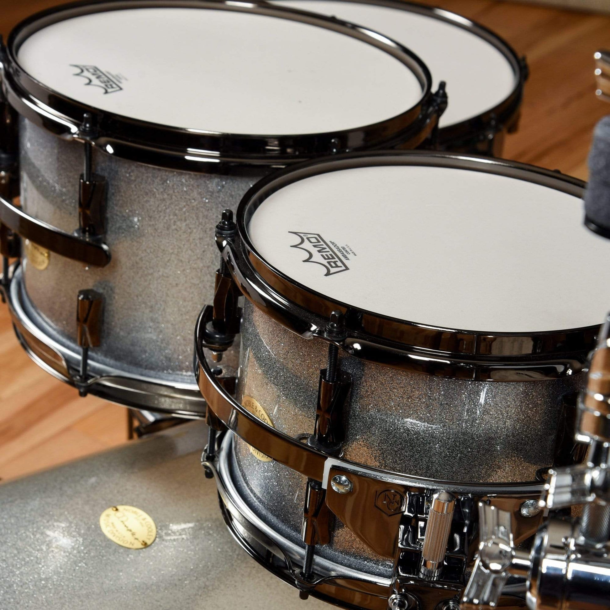 Noble & Cooley CD Maple 10/12/16/22 4pc. Drum Kit Milky Way w/Black Nickel Hardware Drums and Percussion / Acoustic Drums / Full Acoustic Kits