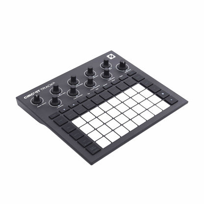 Novation Circuit Tracks Groovebox Drums and Percussion / Drum Machines and Samplers