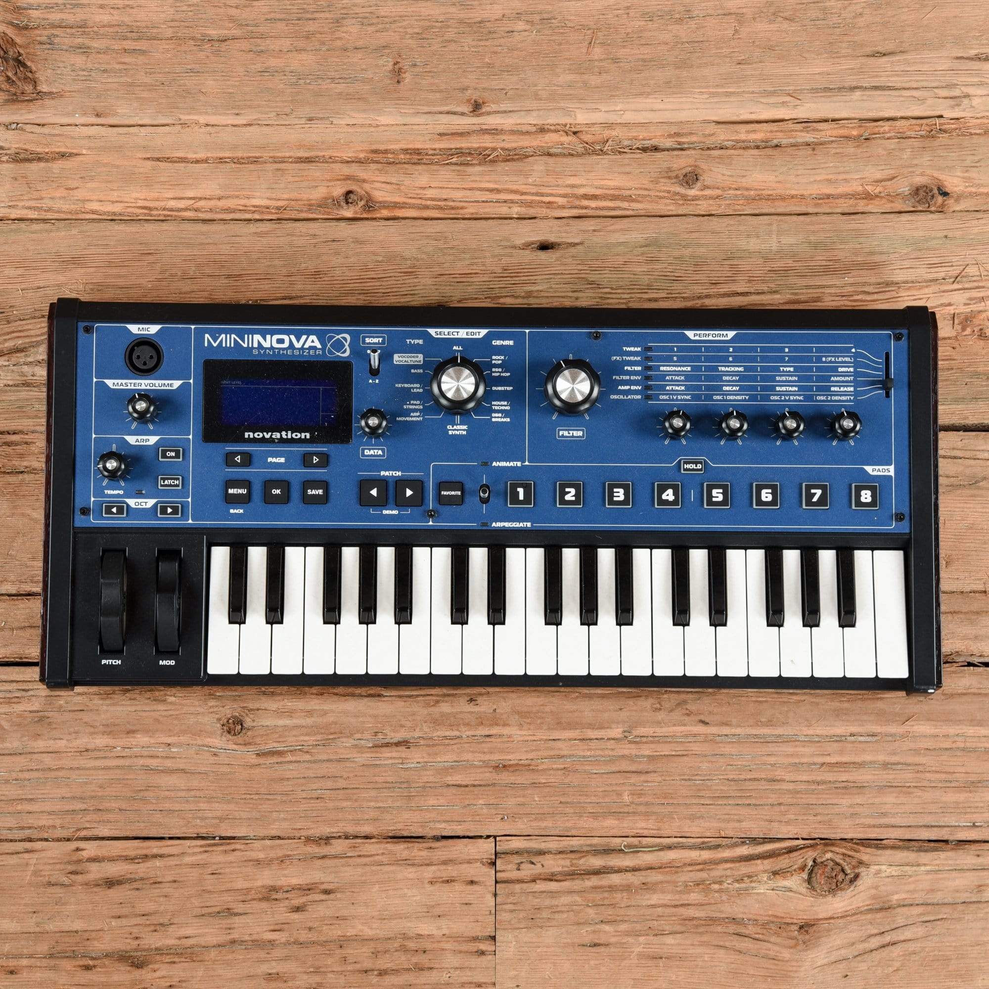 Novation MiniNova – Chicago Music Exchange Novation MiniNova – Chicago Music Exchange