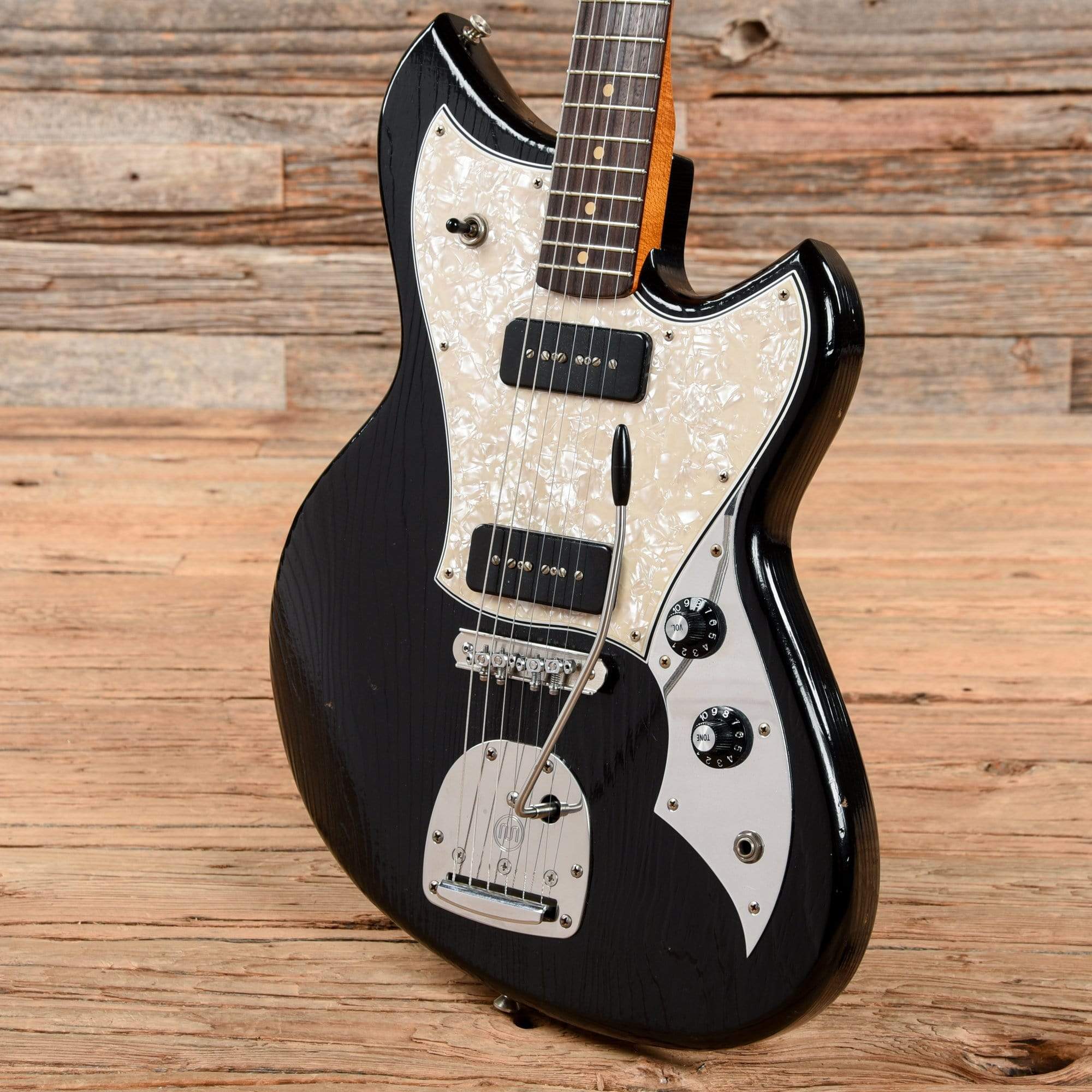 Novo Serus J Bull Black 2021 Electric Guitars / Solid Body