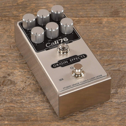 Origin Effects Cali76 Compact Bass Effects and Pedals / Compression and Sustain