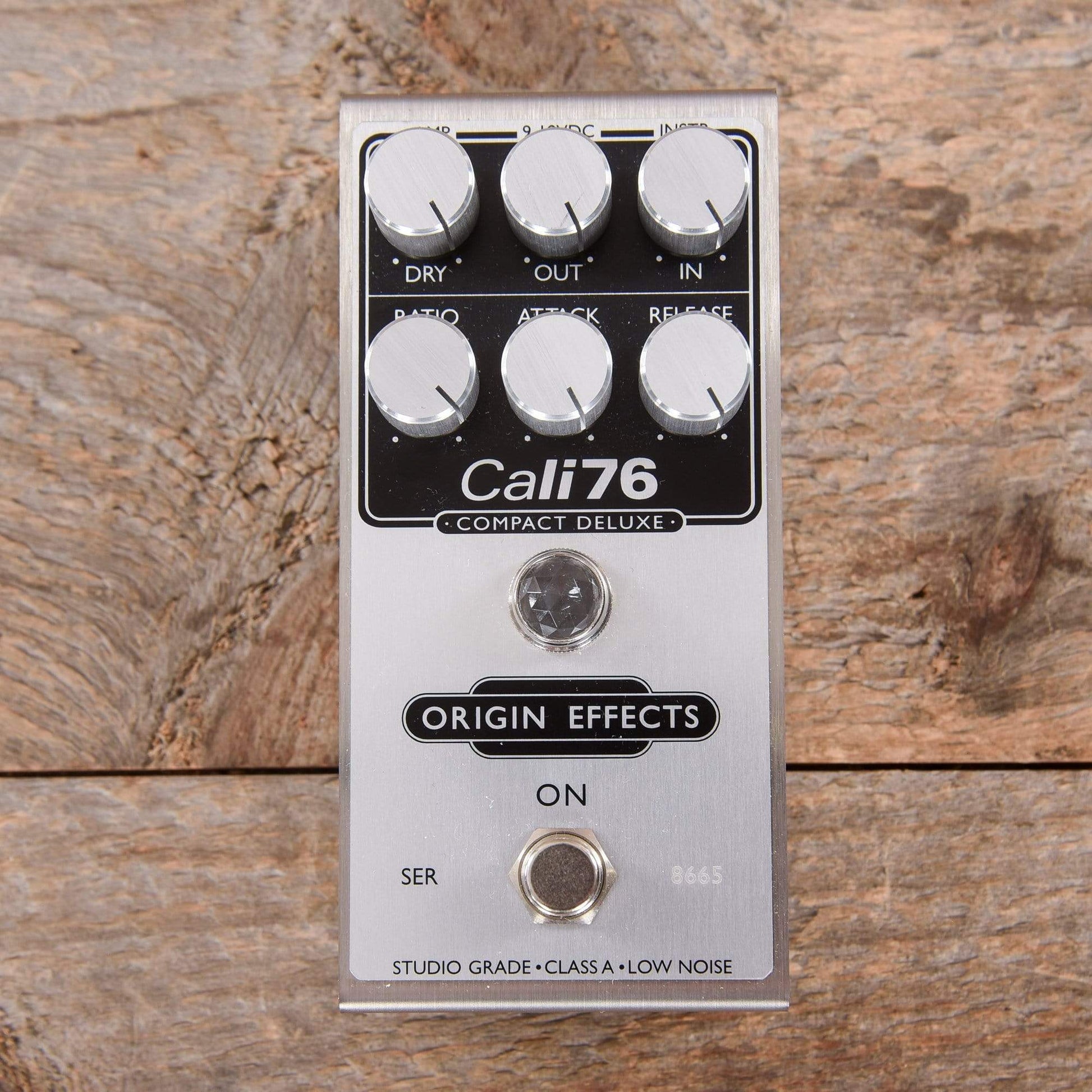 Origin Effects Cali76 Compact Deluxe Effects and Pedals / Compression and Sustain