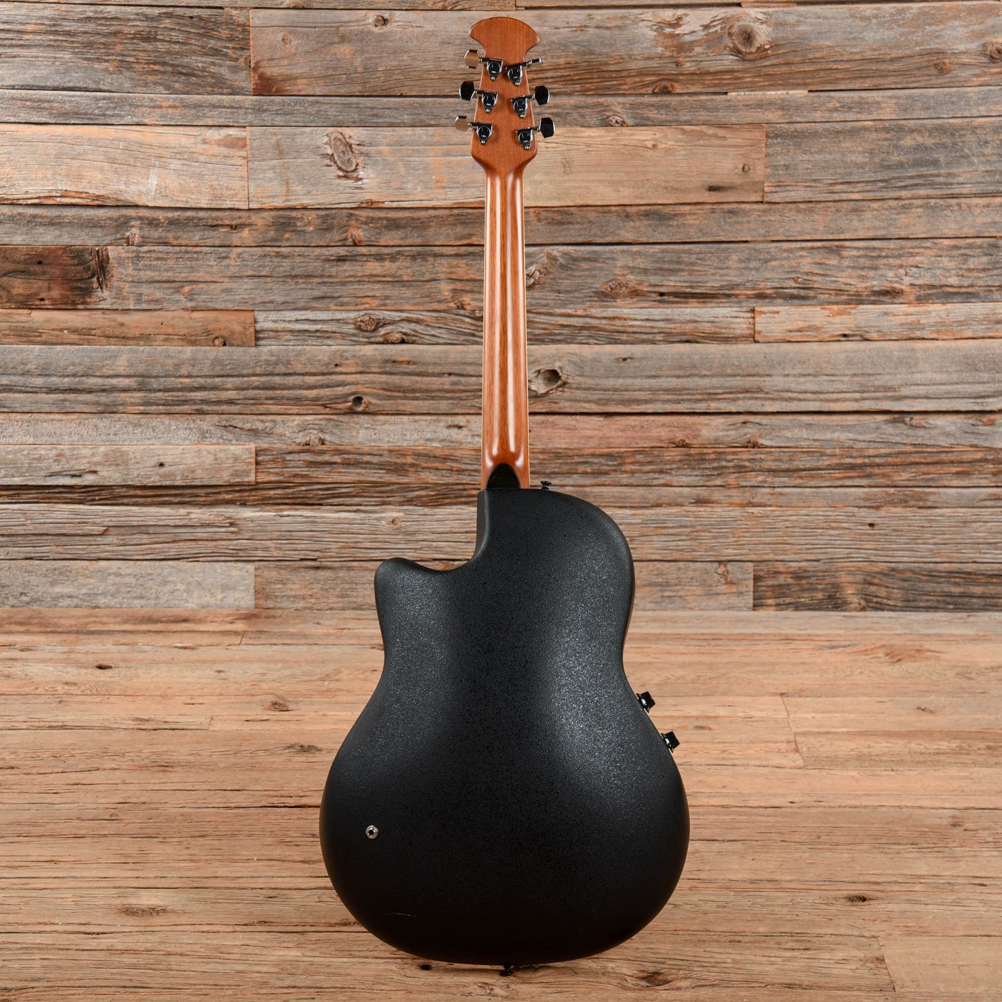 Ovation Celebrity  2000 Acoustic Guitars / Built-in Electronics