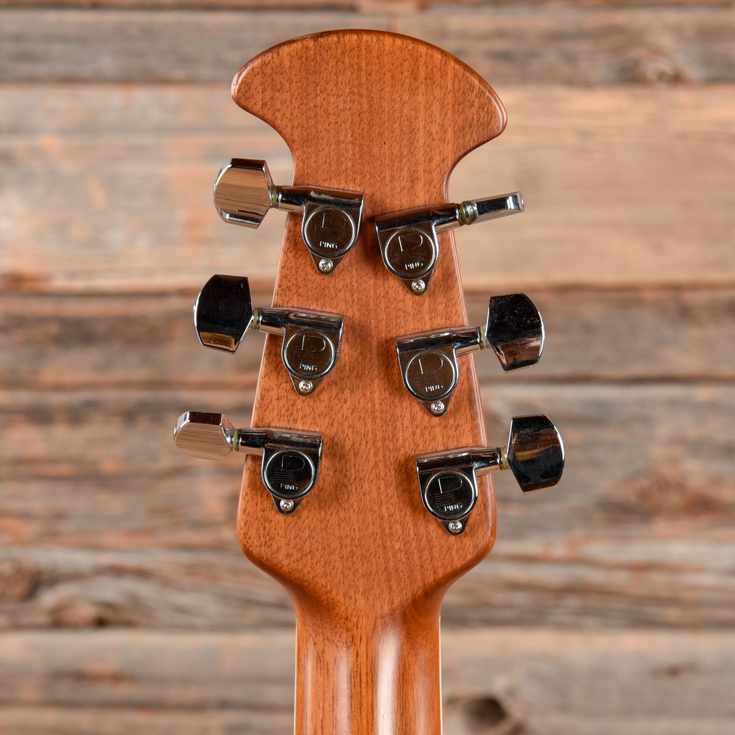 Ovation Celebrity  2000 Acoustic Guitars / Built-in Electronics