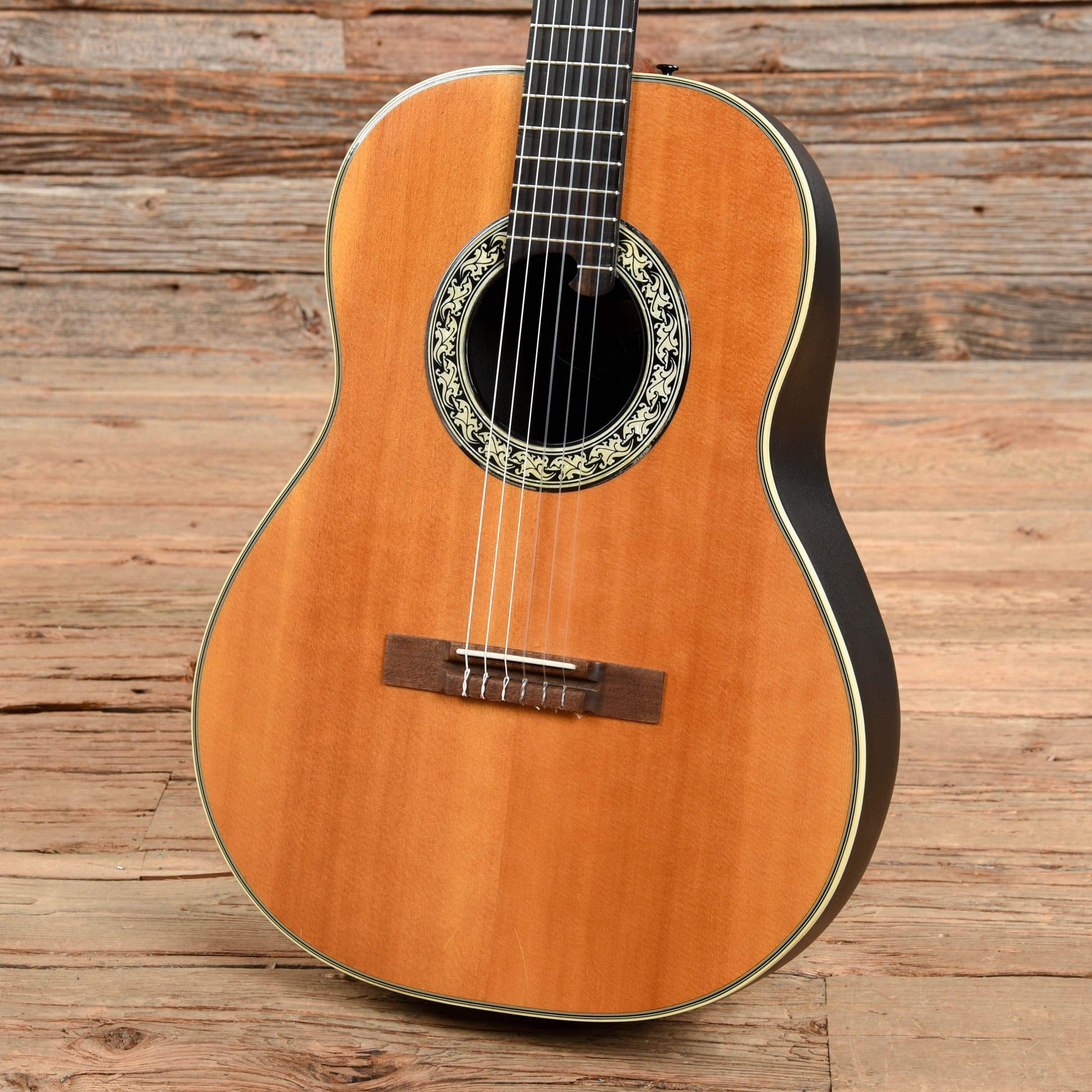 Ovation 1116-4 Concert Classic Natural 1975 Acoustic Guitars / Classical