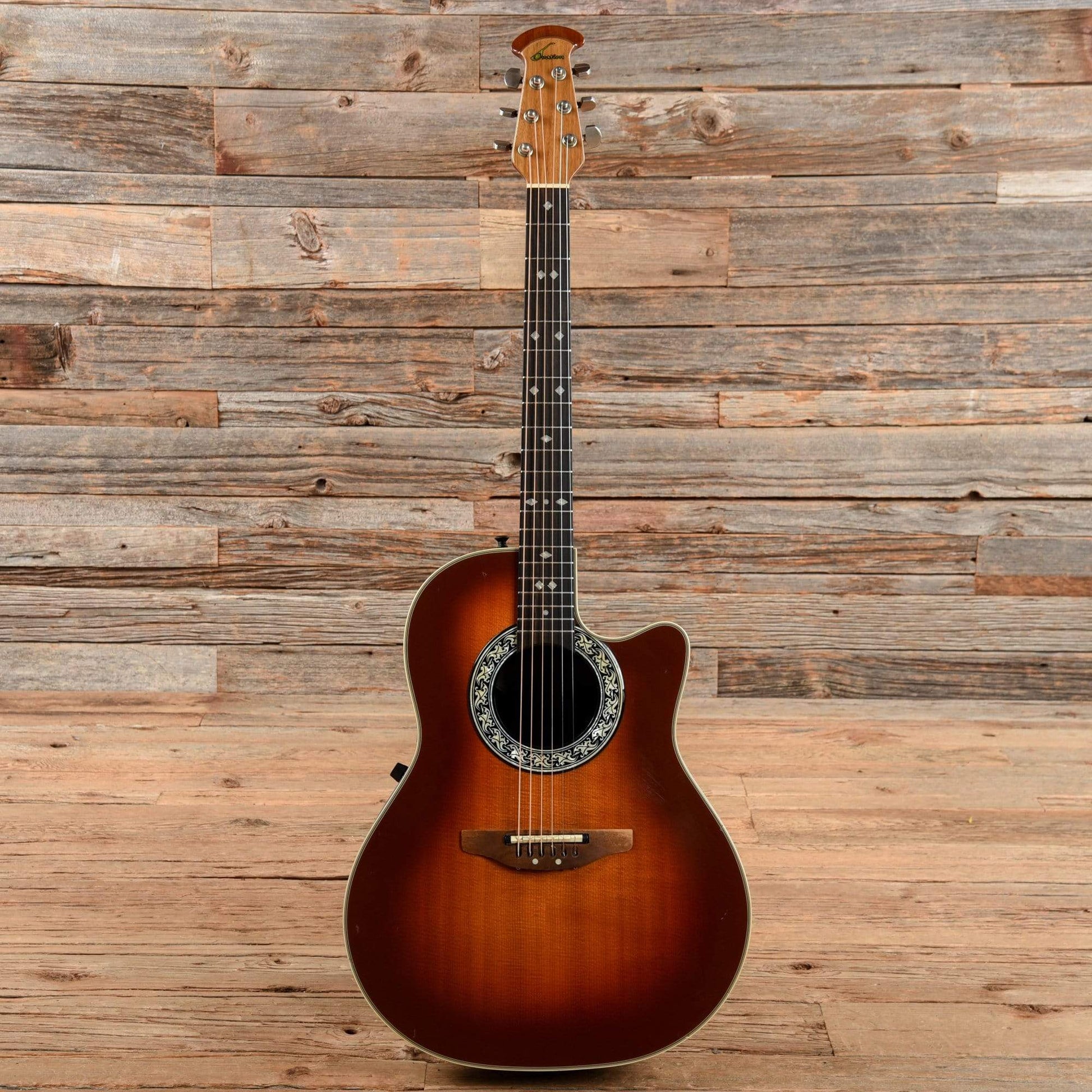 Ovation 1762 Custom Balladeer Sunburst 1992 Acoustic Guitars / Dreadnought