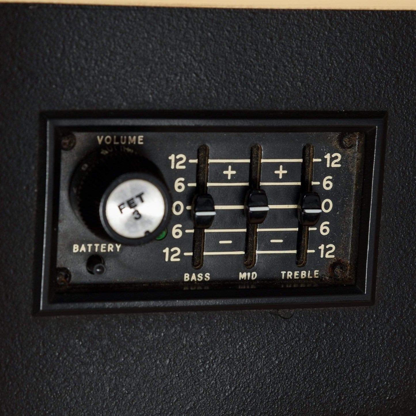 Ovation 1762 Custom Balladeer Sunburst 1992 Acoustic Guitars / Dreadnought