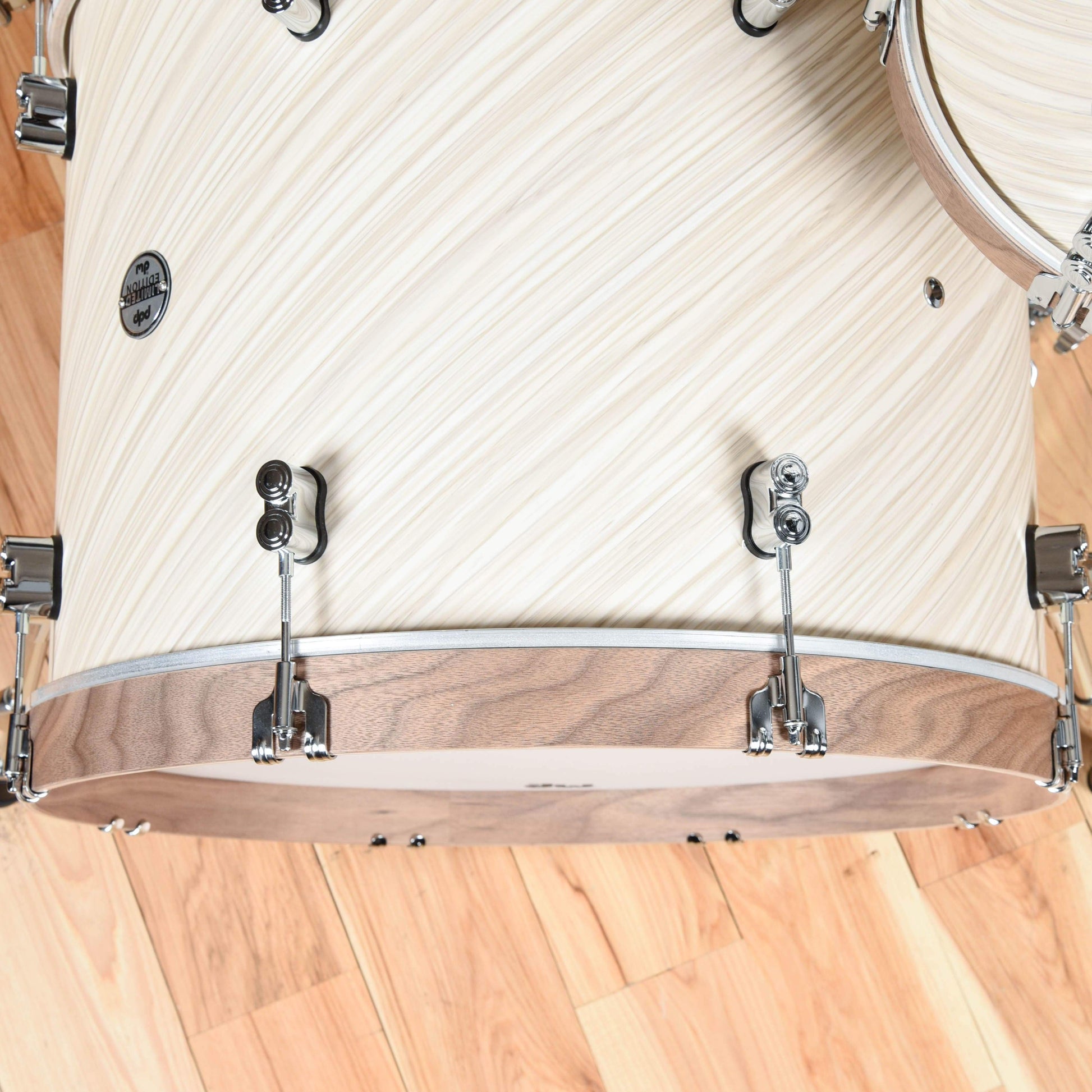PDP Concept Limited Edition 12/16/22 3pc. Drum Kit Twisted Ivory w/Walnut Hoops Drums and Percussion / Acoustic Drums / Full Acoustic Kits
