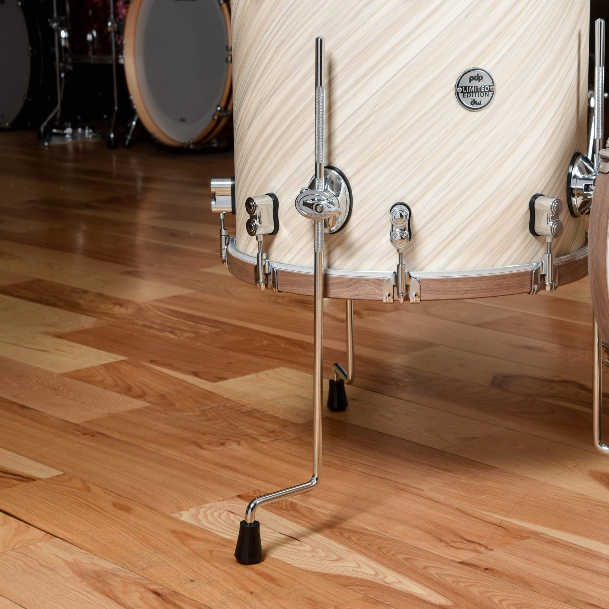 PDP Concept Limited Edition 12/16/22 3pc. Drum Kit Twisted Ivory w/Walnut Hoops Drums and Percussion / Acoustic Drums / Full Acoustic Kits