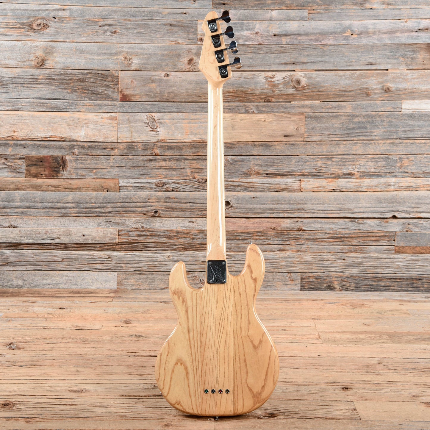 Peavey T-40 Natural 1979 Bass Guitars / 4-String