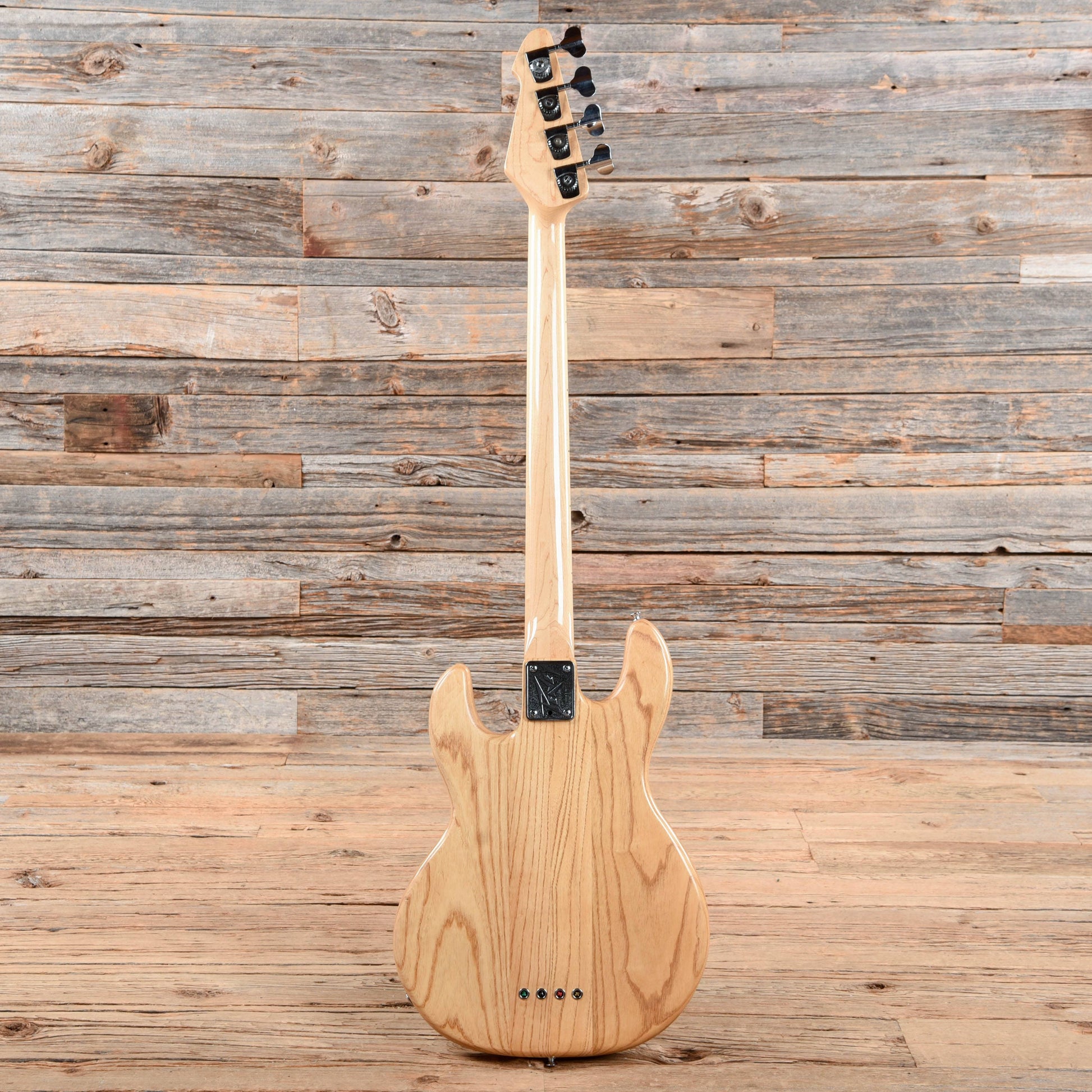 Peavey T-40 Natural 1979 Bass Guitars / 4-String