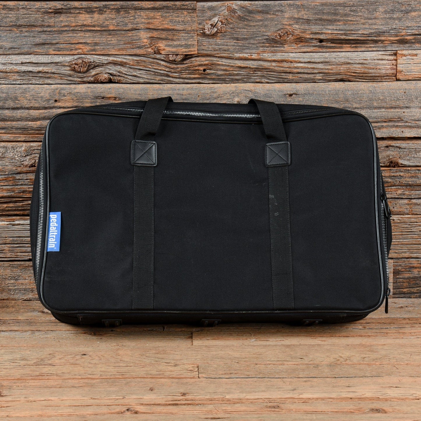 Pedaltrain Classic 1 22"x12.5" Pedalboard w/OGB USED Effects and Pedals / Pedalboards and Power Supplies