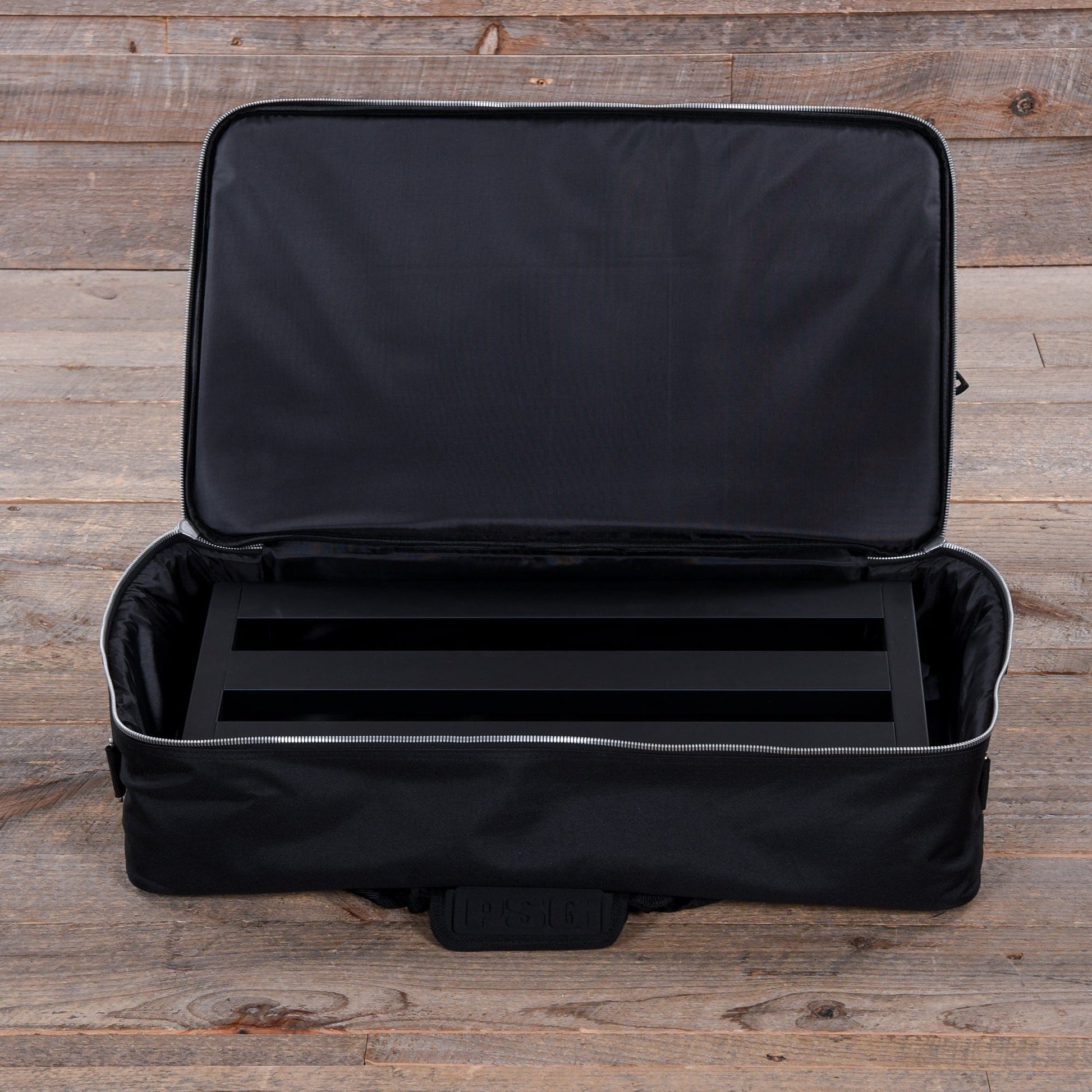 Pedaltrain Classic 1 Pedalboard w/Soft Case Effects and Pedals / Pedalboards and Power Supplies