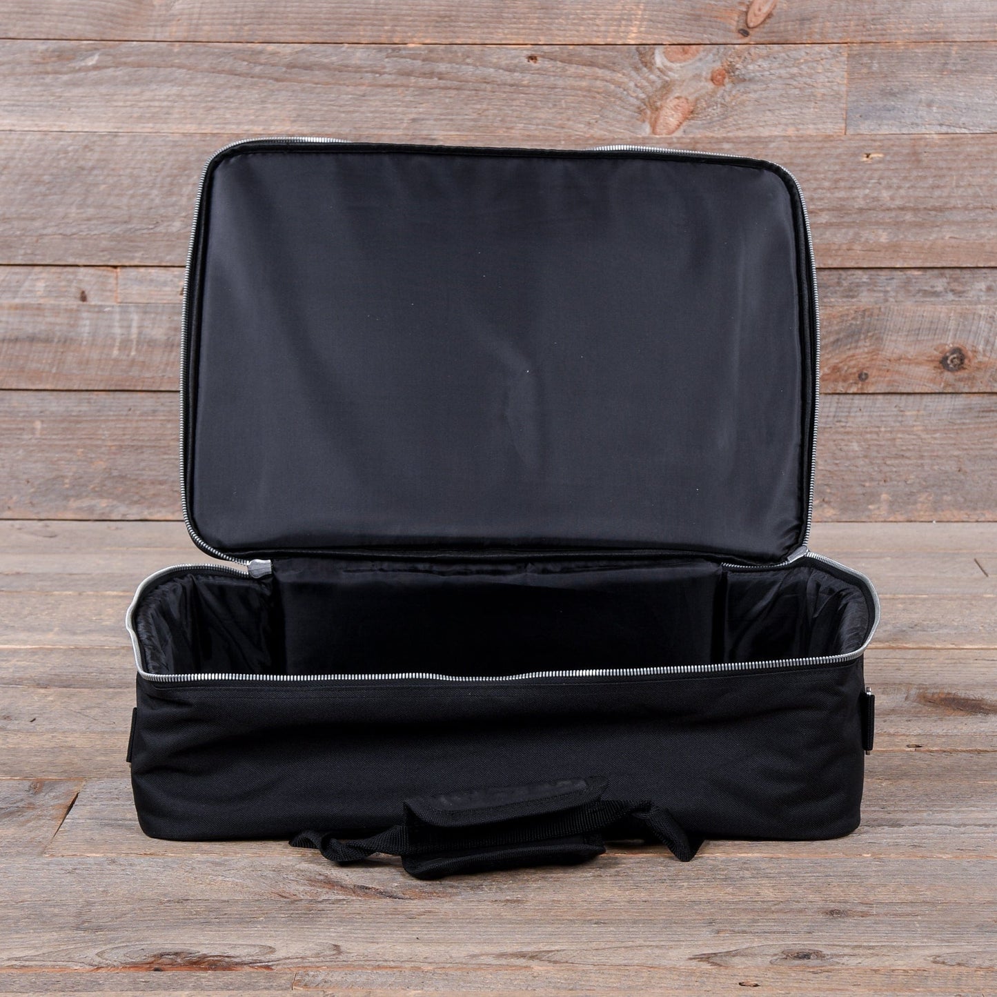 Pedaltrain Classic JR Pedalboard 4 Rails 18x12.5 w/Soft Case Effects and Pedals / Pedalboards and Power Supplies